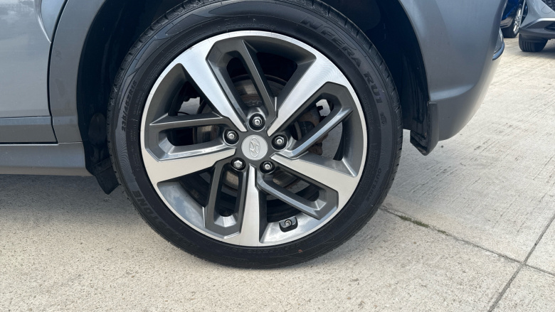 Hyundai Kona 1.6T GDi Blue Drive Premium GT 5dr 4WD DCT Petrol Hatchback